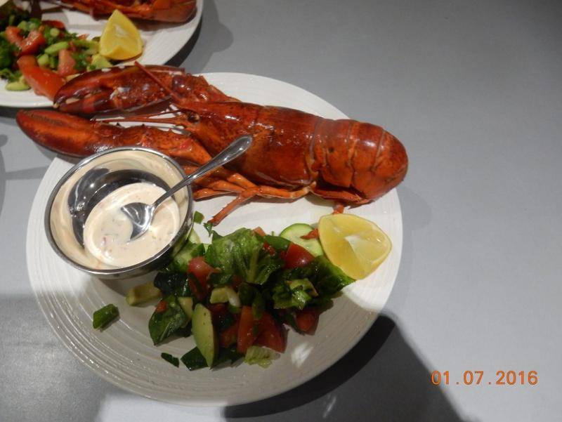 USA Lobster dinner 002.JPG