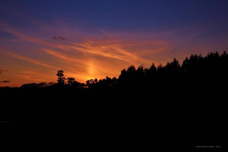 August sunset, Sheffield with Canon 700D (Medium).JPG